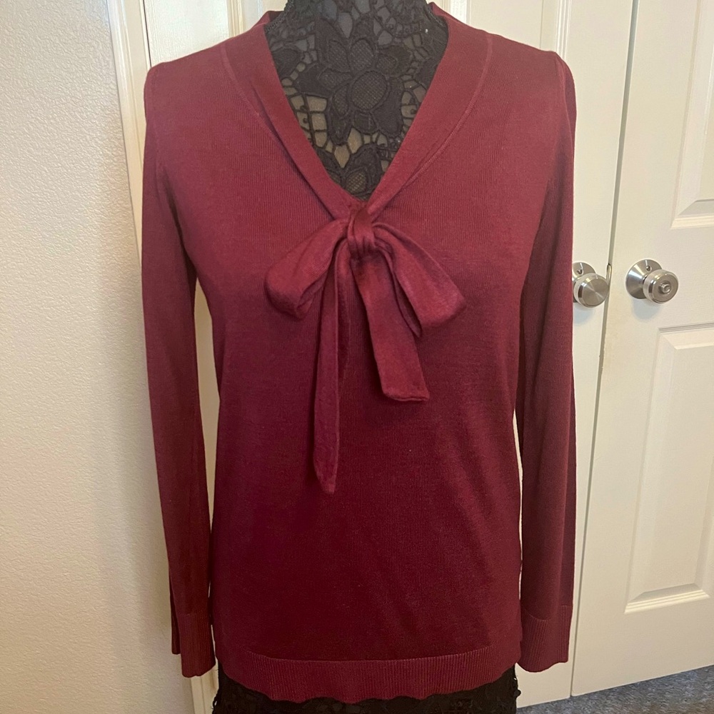 CWonder pullover, wine colored sweater. Size XS